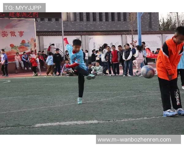 实时新闻赛后分析西安足球队与广州足球队的战术意识与表现对比